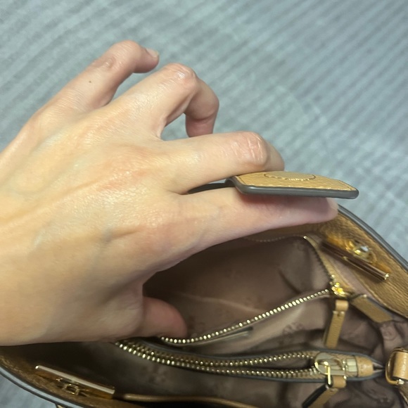 TORY BAG ( very cute ) - Picture 7 of 11